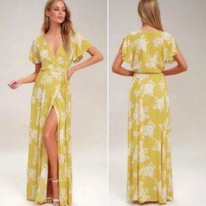 NWT Lulu’s Heart of Marigold Maxi Dress XS in Yellow Floral